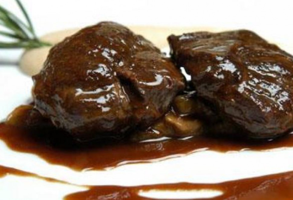 Pork cheeks with Pedro Ximénez